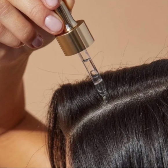 Vegamour GRO Hair Serum - Picture 2 of 10